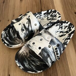 Crocs Classic Marbled Slides Black White Marble Slip On Sandals Mens 7 Womens 9